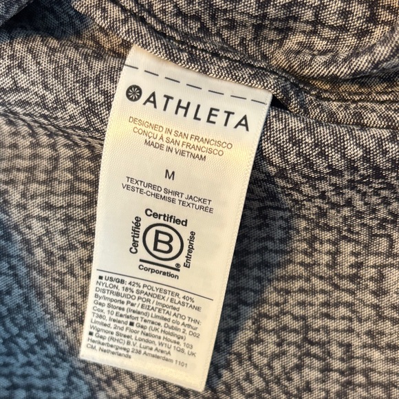 Athleta Gray Herringbone Button-Down Shirt - Picture 6 of 6